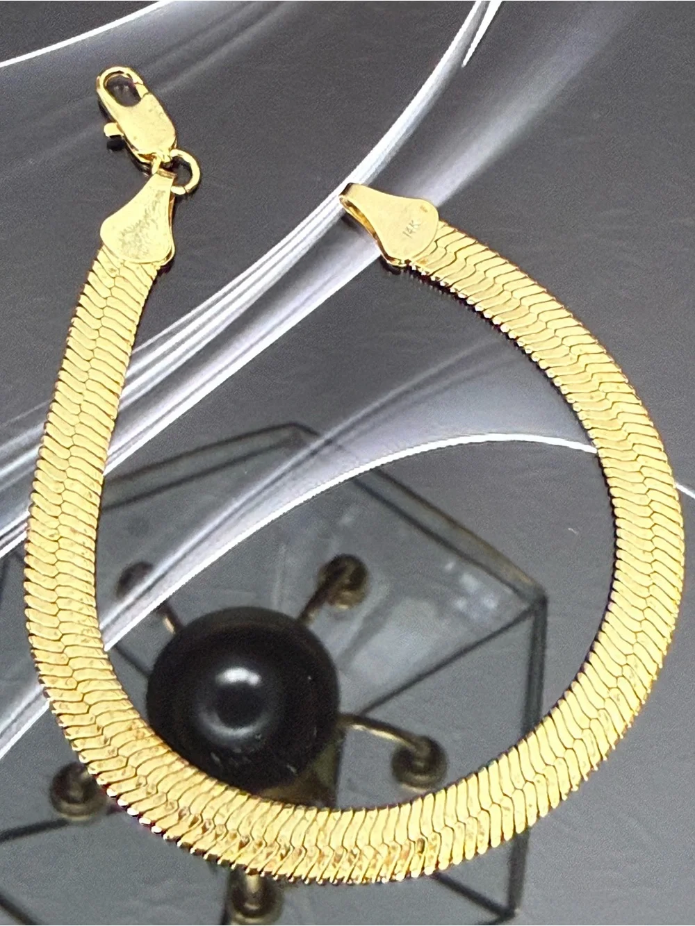 Gold Tone Herringbone Chain Bracelet Metal Lobster Clasp No Stone